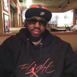 Meet your Posher, Deniel